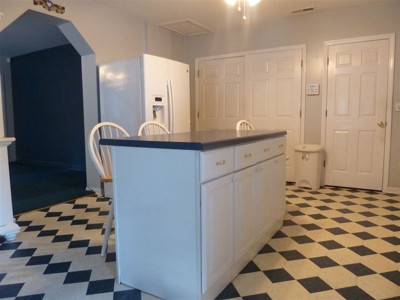 1122 Arvin Rd, Durham, NC 27704