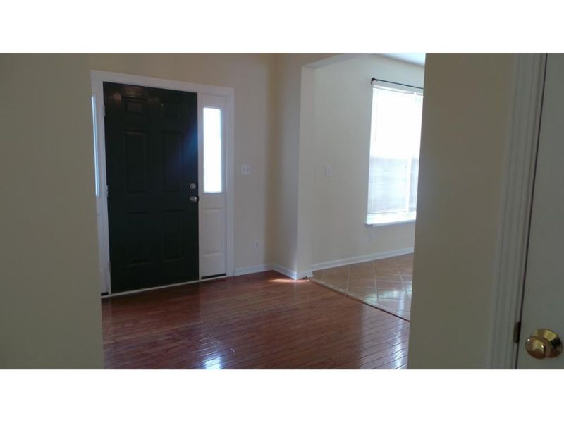 1122 Augusta Dr, Mebane, NC 27302