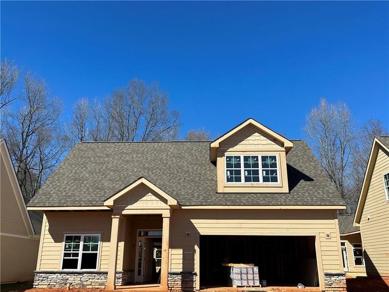 1122 Battery Dr, Mebane, NC 27302