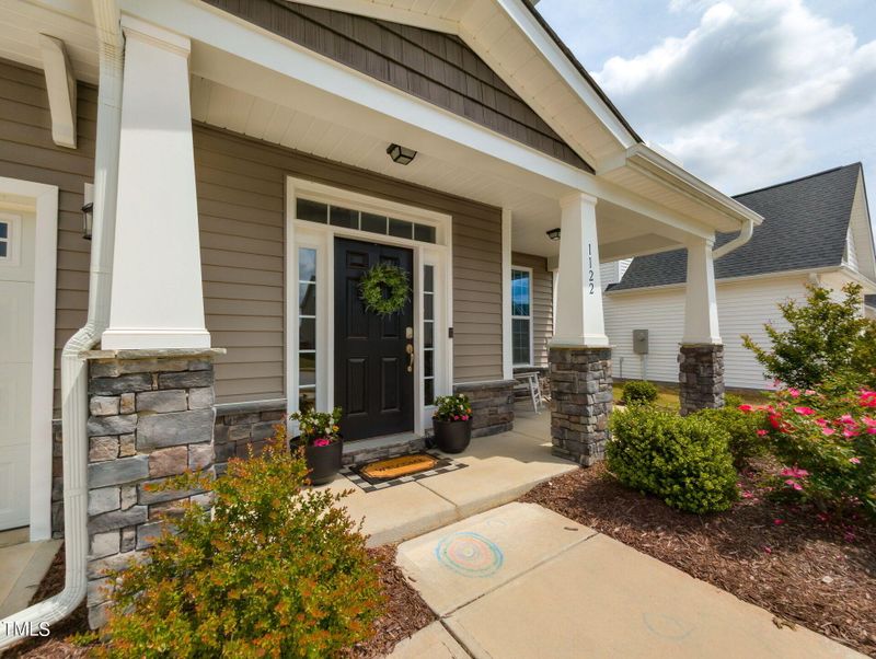 1122 Clearwood Ln, Fuquay Varina, NC 27526