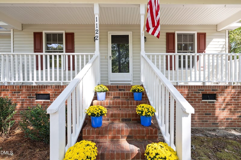 1122 Country Club Ln, Zebulon, NC 27597