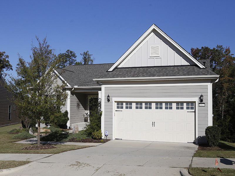 1122 Gaston Manor Dr, Durham, NC 27703