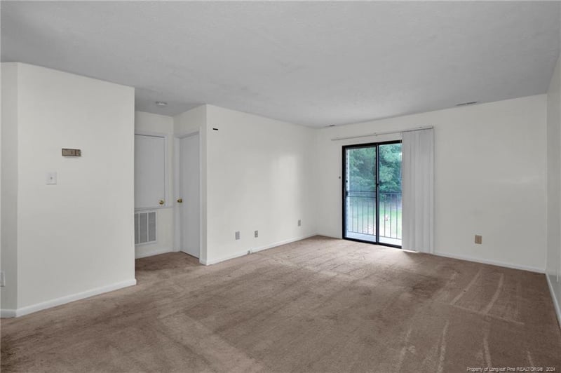1122 Southwood Dr #6, Fayetteville, NC 28304