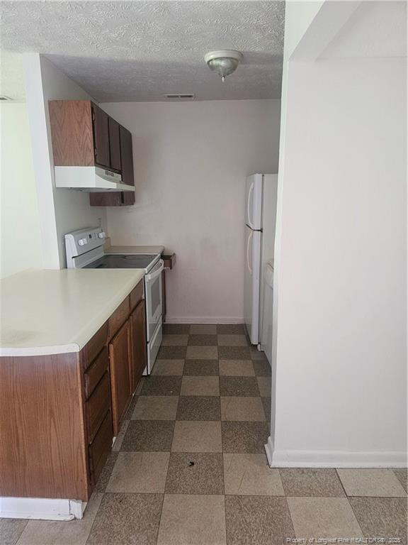 1122 Southwood Dr, Fayetteville, NC 28304