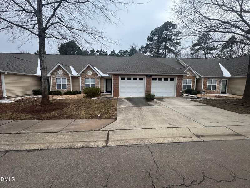 11221 Avocet Ln #102, Raleigh, NC 27617