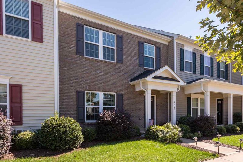 1123 Ileagnes Rd, Raleigh, NC 27603