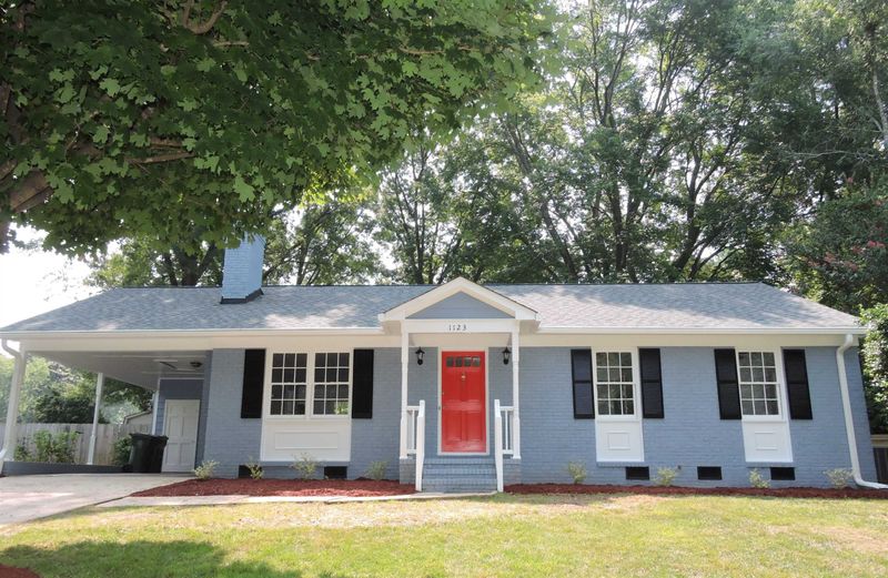 1123 Ivy Ln, Cary, NC 27511