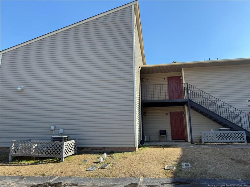 1123 Southwood Dr #2, Fayetteville, NC 28304