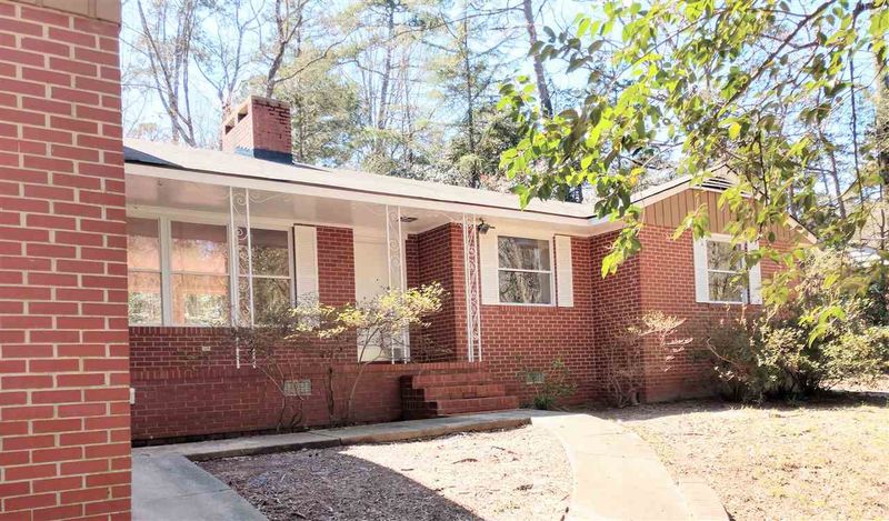 1123 Woodburn Rd, Durham, NC 27705