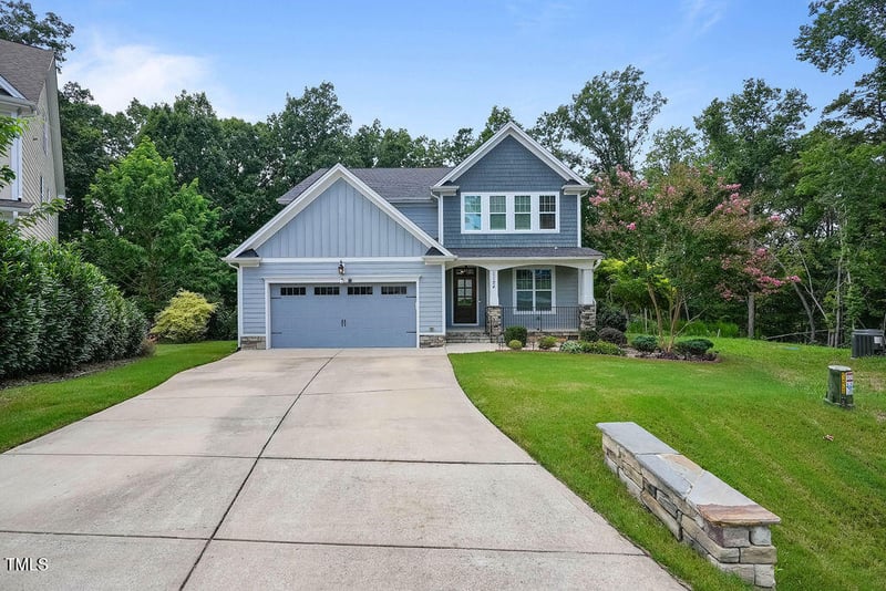 1124 Armsleigh Ct, Raleigh, NC 27603