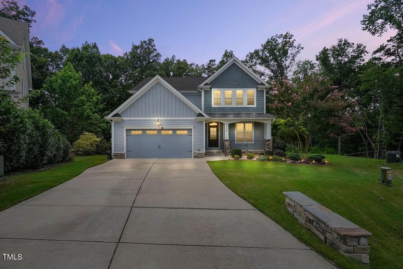 1124 Armsleigh Ct, Raleigh, NC 27603