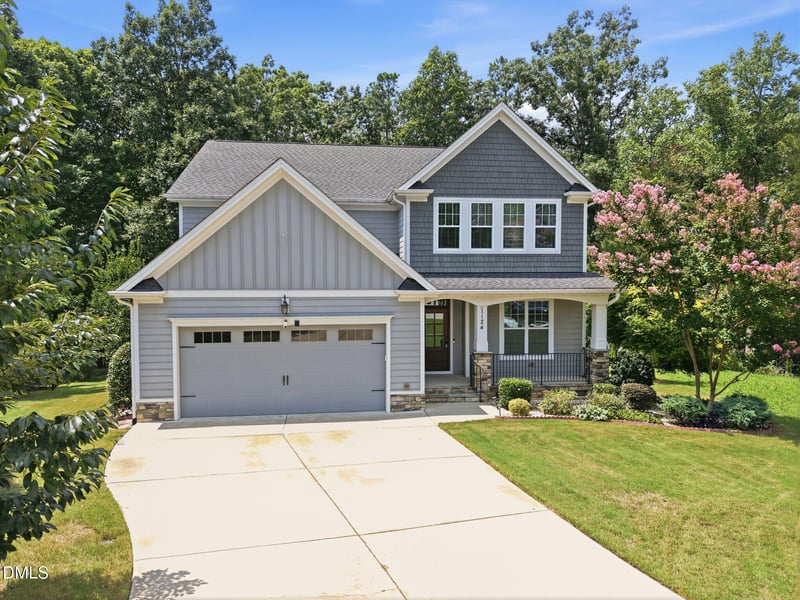 1124 Armsleigh Ct, Raleigh, NC 27603