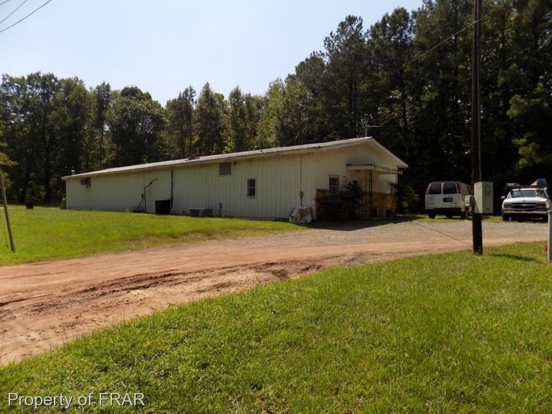 1124 Deep River Rd, Sanford, NC 27330