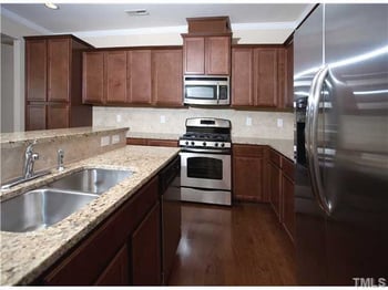 1124 Falcon Ridge Ln, Morrisville, NC 27560