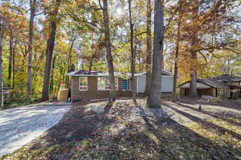 1124 Hardimont Rd, Raleigh, NC 27609