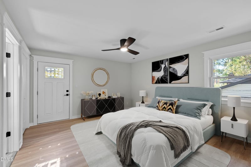 1124 Hardimont Rd, Raleigh, NC 27609