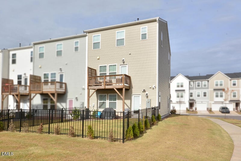 1124 Lily Loch Way, Durham, NC 27703