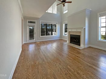 1124 Masterpiece Dr, Hope Mills, NC 28348