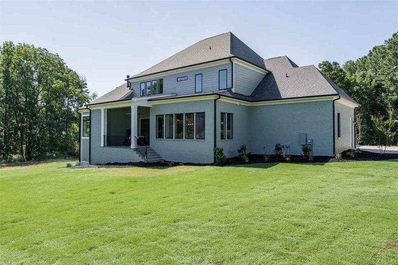 1124 Shadow Lake Dr, Raleigh, NC 27615