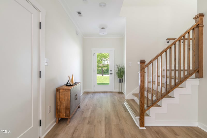 1124 Upchurch St, Raleigh, NC 27610