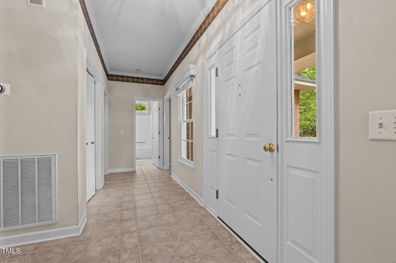 1124 Woodridge Trl, Sanford, NC 27332
