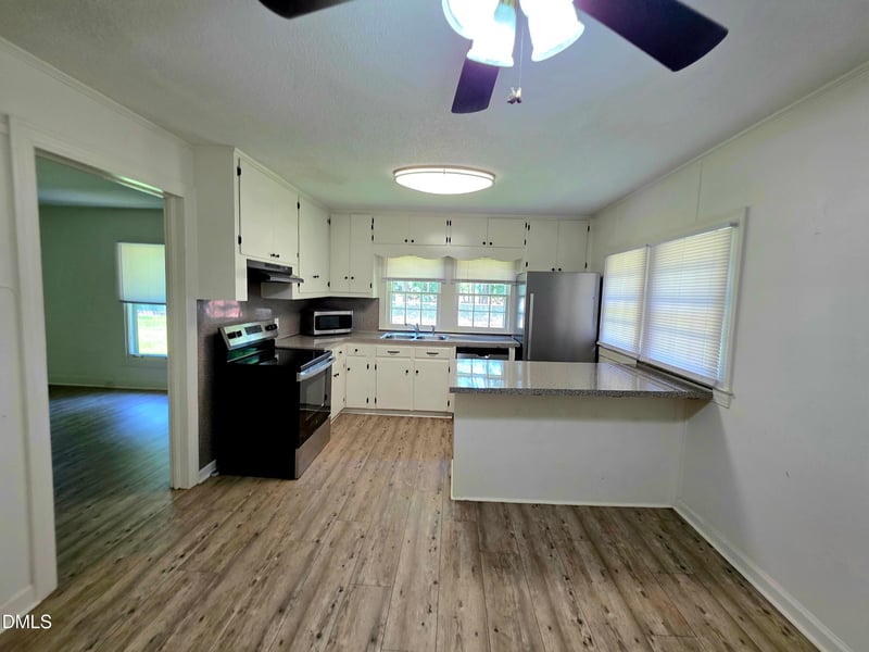 11246 U S Hwy 301, Benson, NC 27504