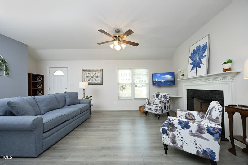 1125 Buttercup Ln, Wake Forest, NC 27587