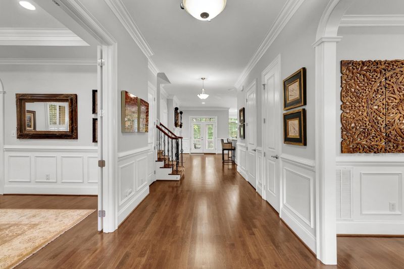 1125 Pinehurst Dr, Chapel Hill, NC 27517