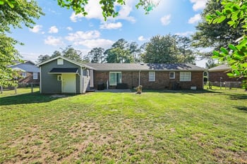 1125 Thornwood Pl, Fayetteville, NC 28304