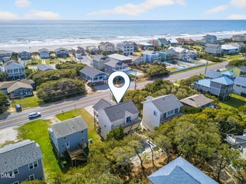 1125 Topsail Dr, Surf City, NC 28445