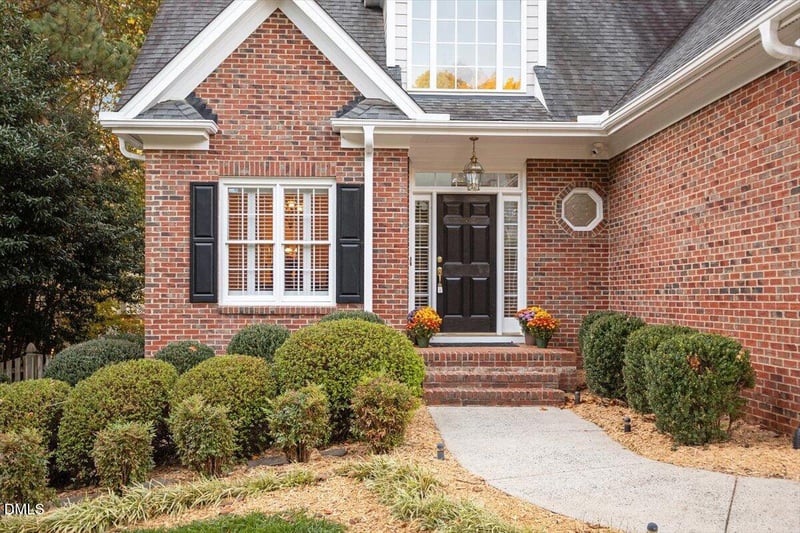 1125 Wedgeland Dr, Raleigh, NC 27615