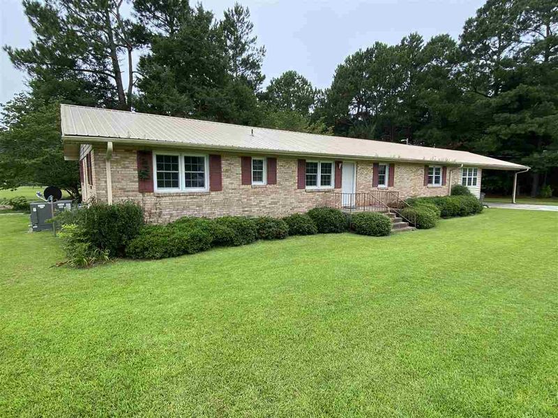 11252 Raleigh Rd, Four Oaks, NC 27524