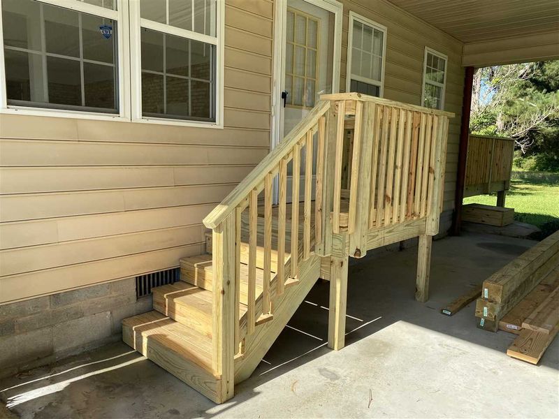 11252 Raleigh Rd, Four Oaks, NC 27524