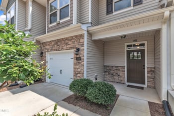 1126 Apogee Dr, Durham, NC 27713