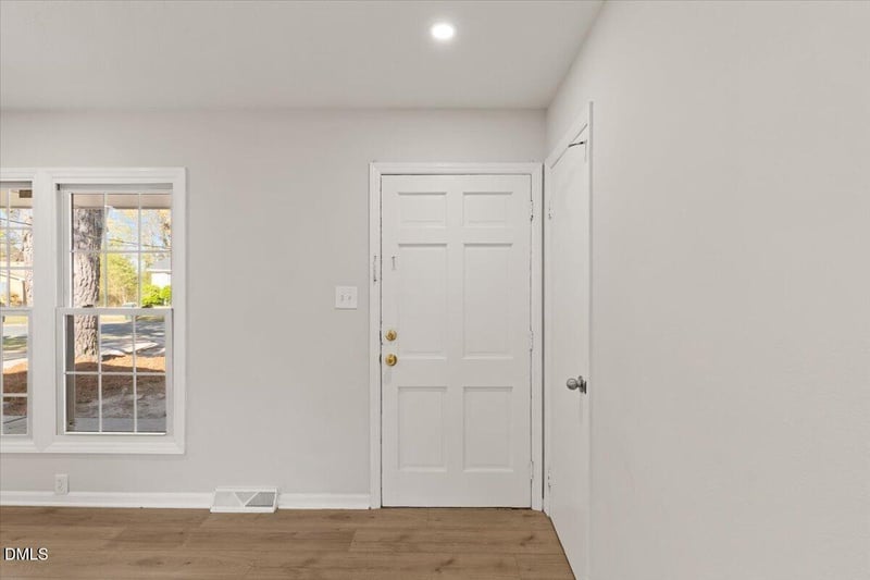 1126 Benning St, Durham, NC 27703