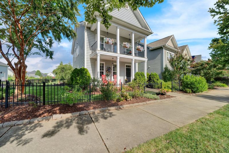 1126 Ileagnes Rd, Raleigh, NC 27603