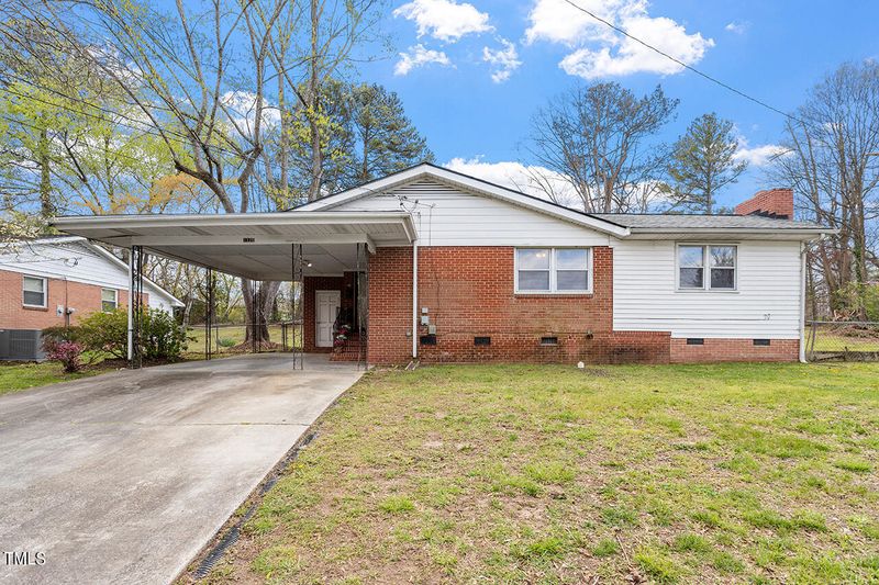 1126 Landon St, Durham, NC 27703