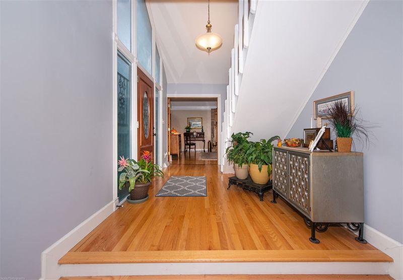 1126 Shadyside Dr, Raleigh, NC 27612