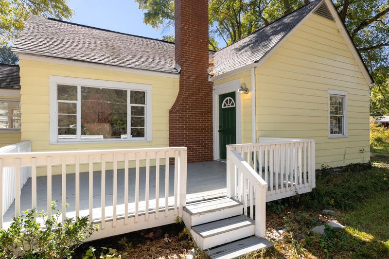 1126 Thompson Rd, Durham, NC 27704