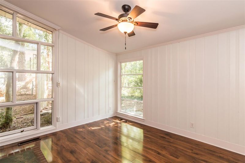 1126 Woodburn Rd, Durham, NC 27705