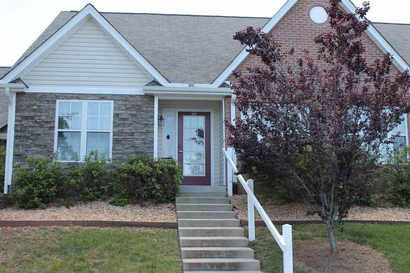 11260 Avocet Ln #101, Raleigh, NC 27617