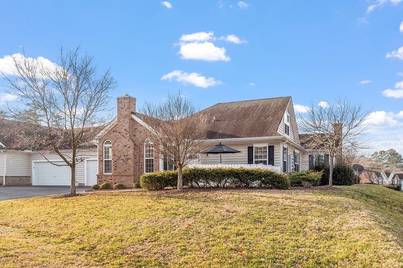 1127 Blue Bird Ln, Wake Forest, NC 27587