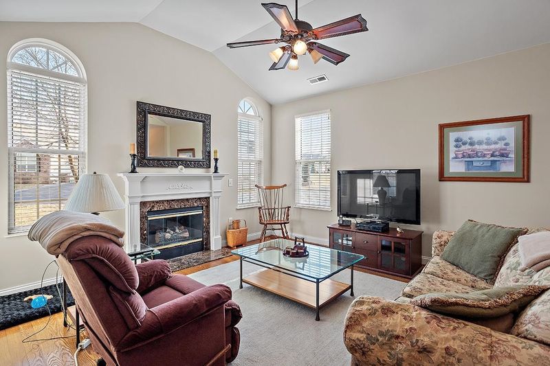 1127 Blue Bird Ln, Wake Forest, NC 27587