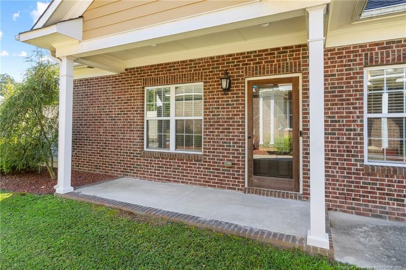 1127 Braybrooke Pl, Fayetteville, NC 28314