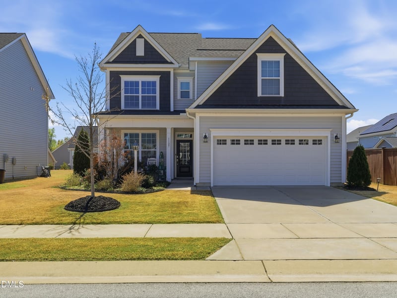 1127 Clearwood Ln, Fuquay Varina, NC 27526