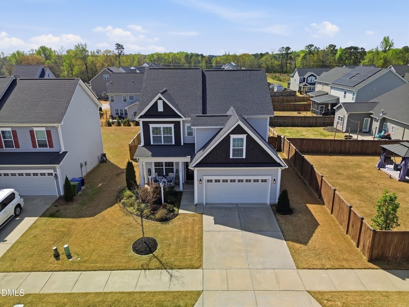1127 Clearwood Ln, Fuquay Varina, NC 27526