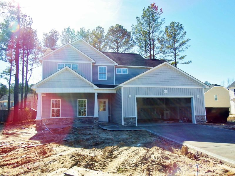 1127 Legend Creek Dr, Hope Mills, NC 28348