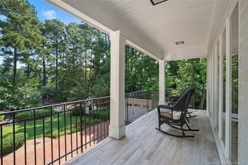 1127 Offshore Dr, Fayetteville, NC 28305
