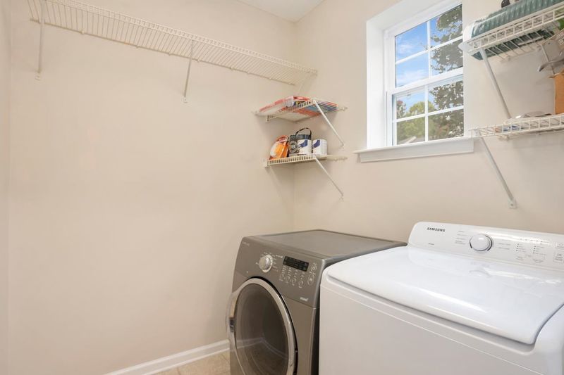 1127 Vermillion Dr, Durham, NC 27713