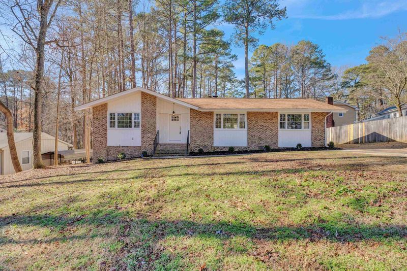 1127 Yorkshire Dr, Cary, NC 27511